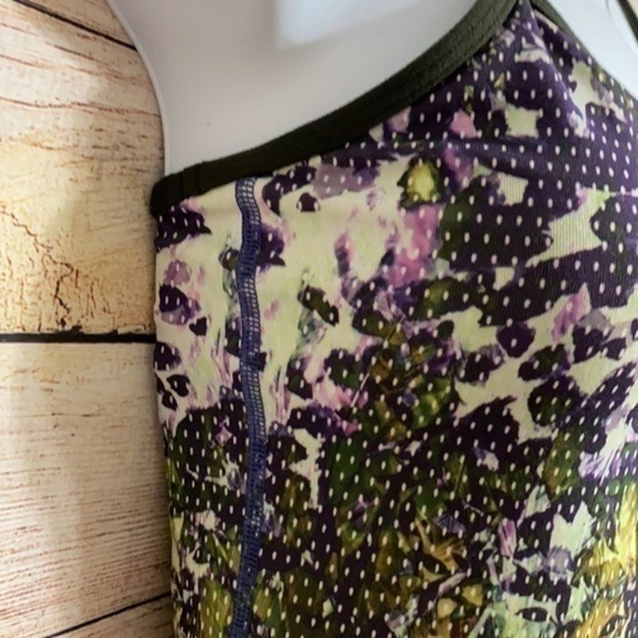 Lululemon Power Y Tank!! - Picture 6 of 13